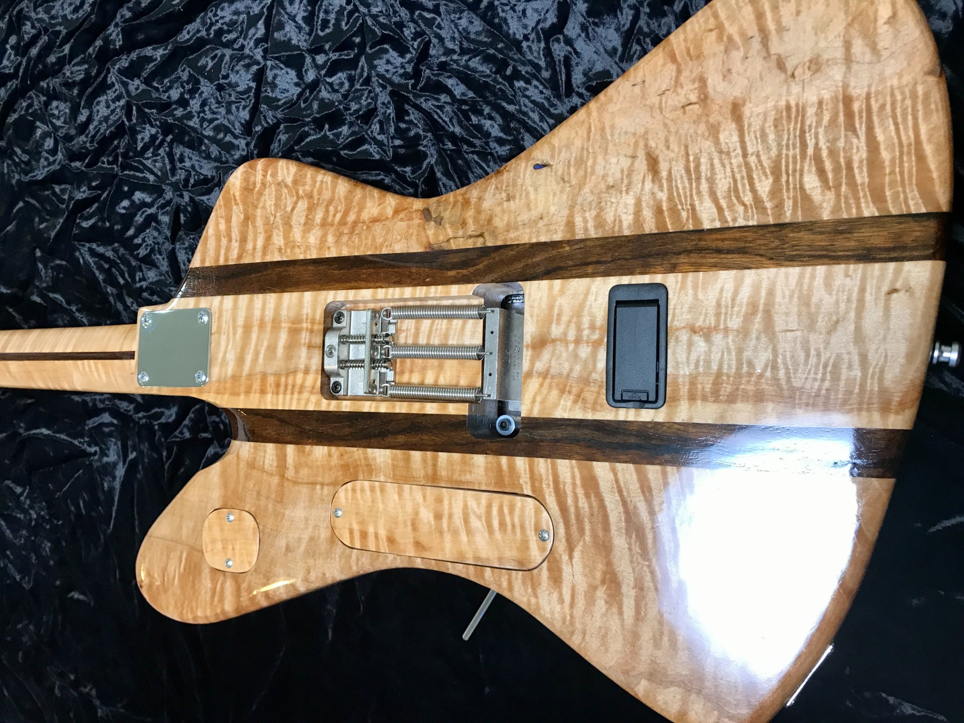 ギター JD-GUITARWORKS All flame maple Firebird All flame maple Firebird guitar :: jd-guitarworks.org